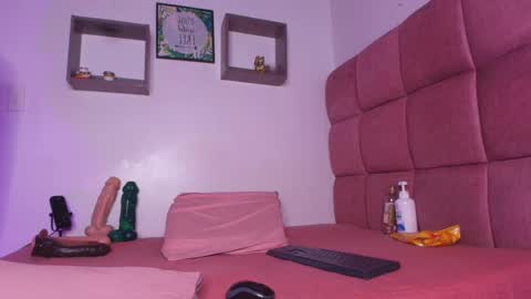 Lorrayne online show from February 21, 11:55 am