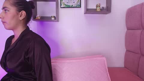 Lorrayne online show from February 18, 11:44 am