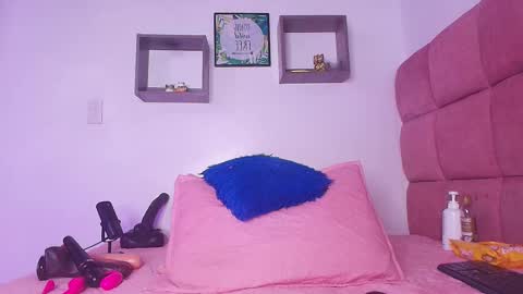 Lorrayne online show from February 27, 12:02 pm