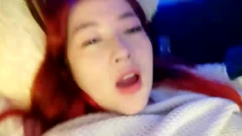 Snapshot of _lunaa__ chatting on December 28, 12:47 am _lunaa__ online show from December 28, 12:47 am