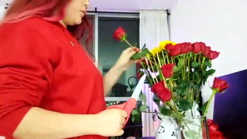 Snapshot of _lunaa__ chatting on February 18, 12:48 am _lunaa__ online show from February 18, 12:48 am