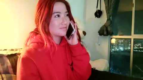 Snapshot of _lunaa__ chatting on January 11, 1:37 am _lunaa__ online show from January 11, 1:37 am