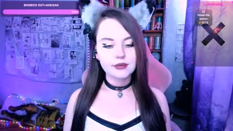 Mia online show from March 29, 4:11 am