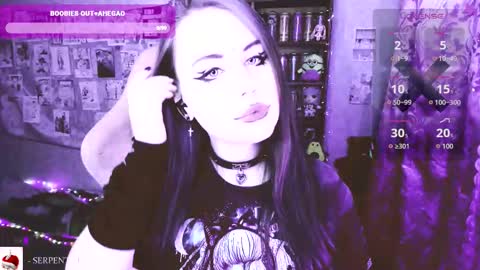 Mia online show from March 12, 12:52 pm