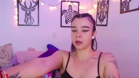 Marce  online show from February 5, 9:40 pm