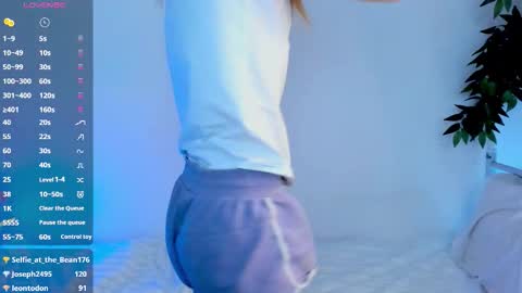 Scarlett online show from March 2, 6:47 am