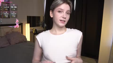 Elva  online show from February 11, 6:37 am