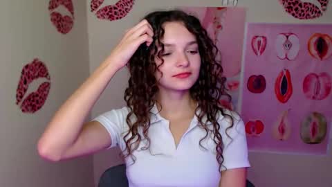 Susie online show from September 17, 6:33 am