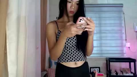 Melly online show from June 3, 4:13 am