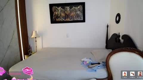  Mia  online show from March 27, 3:02 pm