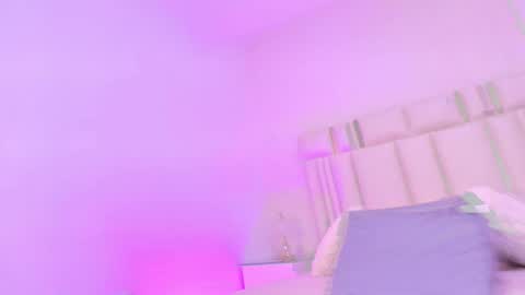 Mia  online show from February 21, 11:55 am