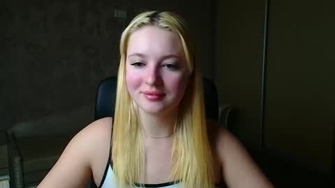 Melanie online show from April 10, 9:15 am