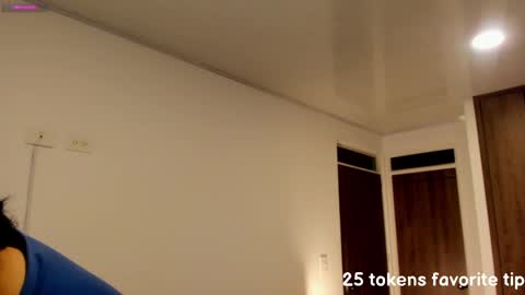 _miss_coco_ online show from February 8, 10:39 am