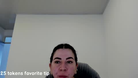 _miss_coco_ online show from February 18, 2:38 pm