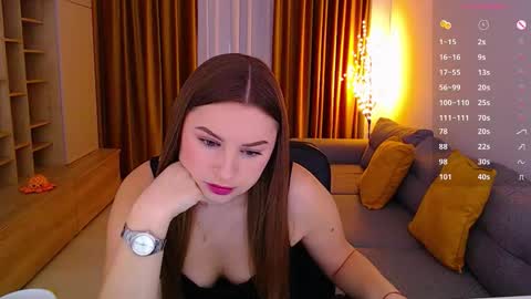 Mia online show from February 16, 8:47 am