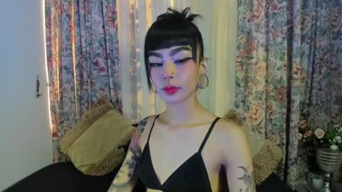 mizuki  online show from January 21, 2:37 pm