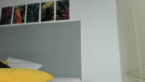 _molly_rosse_ online show from October 13, 12:19 pm