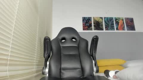 _molly_rosse_ online show from May 6, 12:20 pm