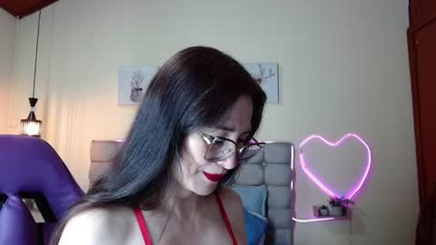 _naomi_s online show from July 11, 2:06 pm