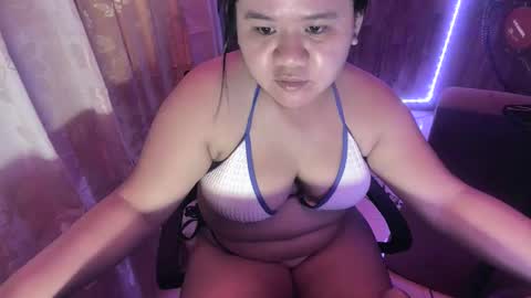 Snapshot of _natalieey chatting on October 11, 4:31 pm nics  online show from October 11, 4:31 pm