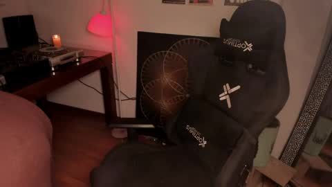 Nati - Independ model online show from April 9, 6:19 am