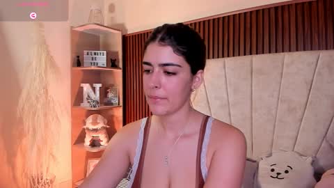 Niah  You can call me Ni or cutie haha online show from October 19, 8:55 pm