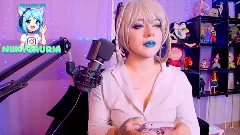 niiky online show from November 7, 10:21 am