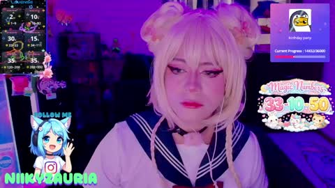 niiky online show from April 8, 11:23 am