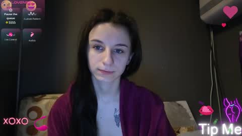 Snapshot of _nika_kik chatting on January 29, 1:28 pm Nika online show from January 29, 1:28 pm