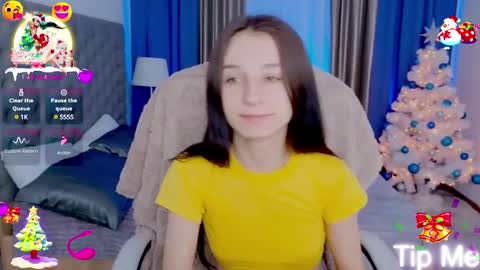 Snapshot of _nika_kik chatting on December 24, 6:33 am Nika online show from December 24, 6:33 am