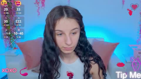 Snapshot of _nika_kik chatting on January 22, 12:06 pm Nika online show from January 22, 12:06 pm