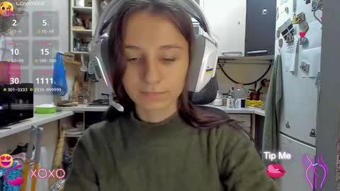 Snapshot of _nika_kik chatting on September 25, 3:44 pm Nika online show from September 25, 3:44 pm