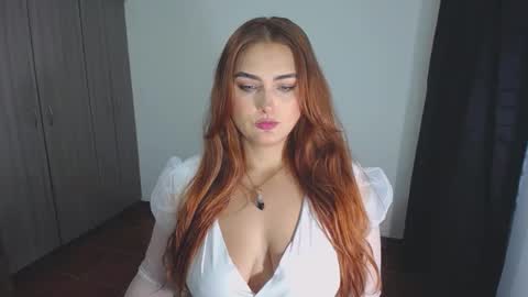 Snapshot of _ninahot chatting on January 7, 9:46 pm Nina  online show from January 7, 9:46 pm
