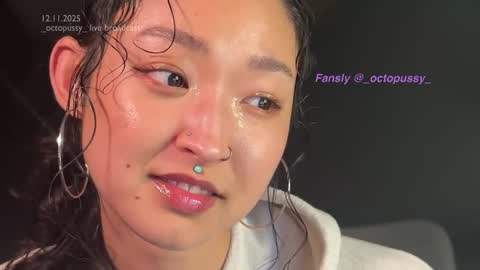 Mikayla online show from November 12, 8:07 pm