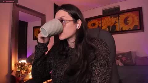 violeta ig  online show from November 11, 4:52 am