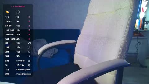 Ilona online show from December 14, 8:42 am