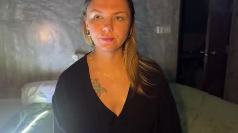  HADLY see u online 0312  online show from October 26, 3:29 pm