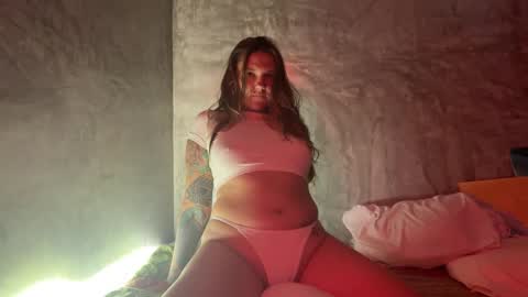  HADLY see u online 0312  online show from November 18, 2:51 pm