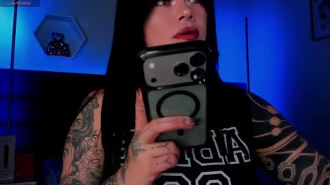 Raven online show from May 26, 11:53 am