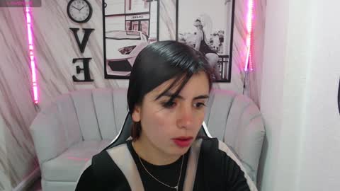 Snapshot of _samantha_b chatting on January 19, 12:39 pm Samantha online show from January 19, 12:39 pm