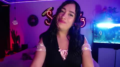  SantaLove  online show from January 9, 9:58 pm