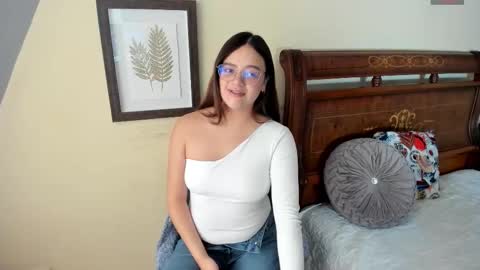 Sarah online show from November 13, 2:16 pm