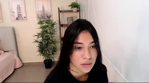 Sassy Girl online show from February 10, 6:35 pm