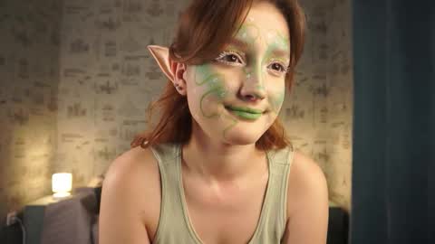 Amelie online show from October 31, 3:49 pm