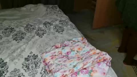 _sexxyleemama online show from September 16, 4:53 am