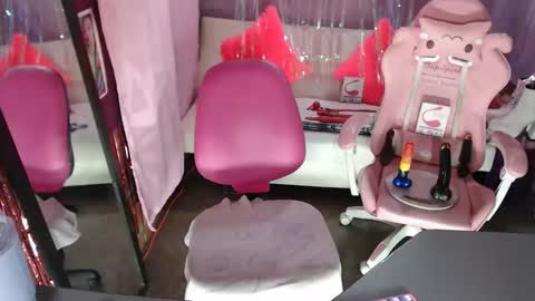 Snapshot of _sexypamela chatting on October 19, 6:15 am sexy pamela online show from October 19, 6:15 am