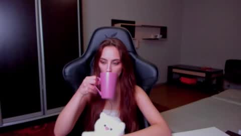 _silverdream online show from January 18, 4:03 pm