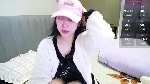 winni online show from February 25, 3:42 am