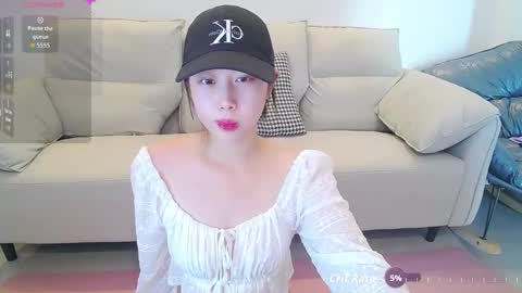 winni online show from September 30, 7:58 am