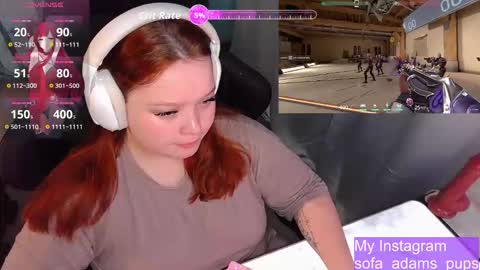Snapshot of _sofia_adam_ chatting on October 21, 7:56 am pups online show from October 21, 7:56 am